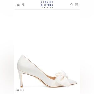Stuart Weitzman Loveknot Pump